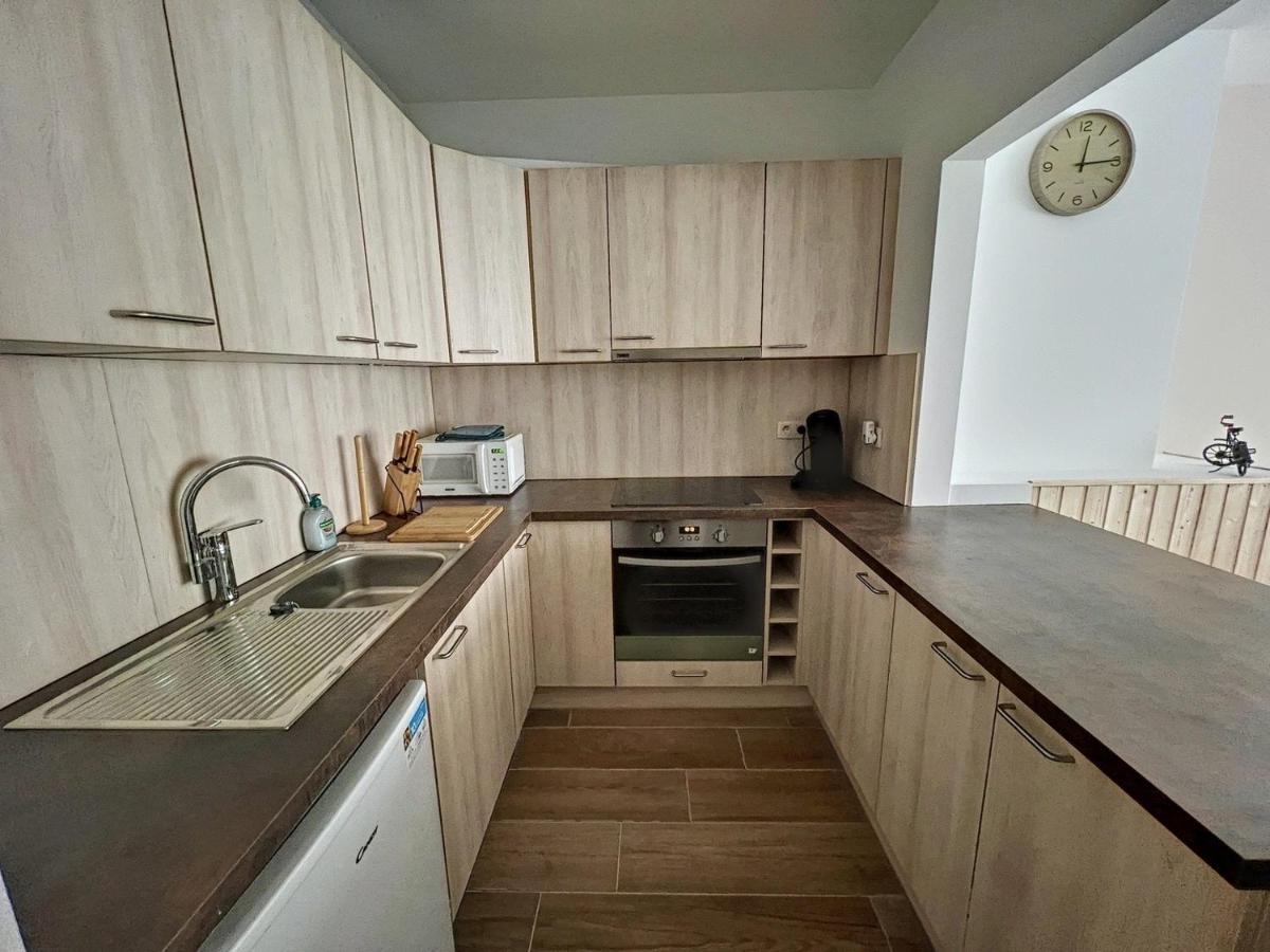Apartment Tirou 5 Centre - Gare - Aeroport Charleroi